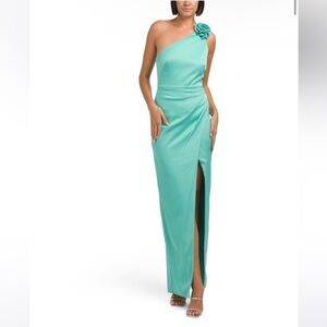 Liv Foster stretch satin rosette one shoulder formal gown green size 0